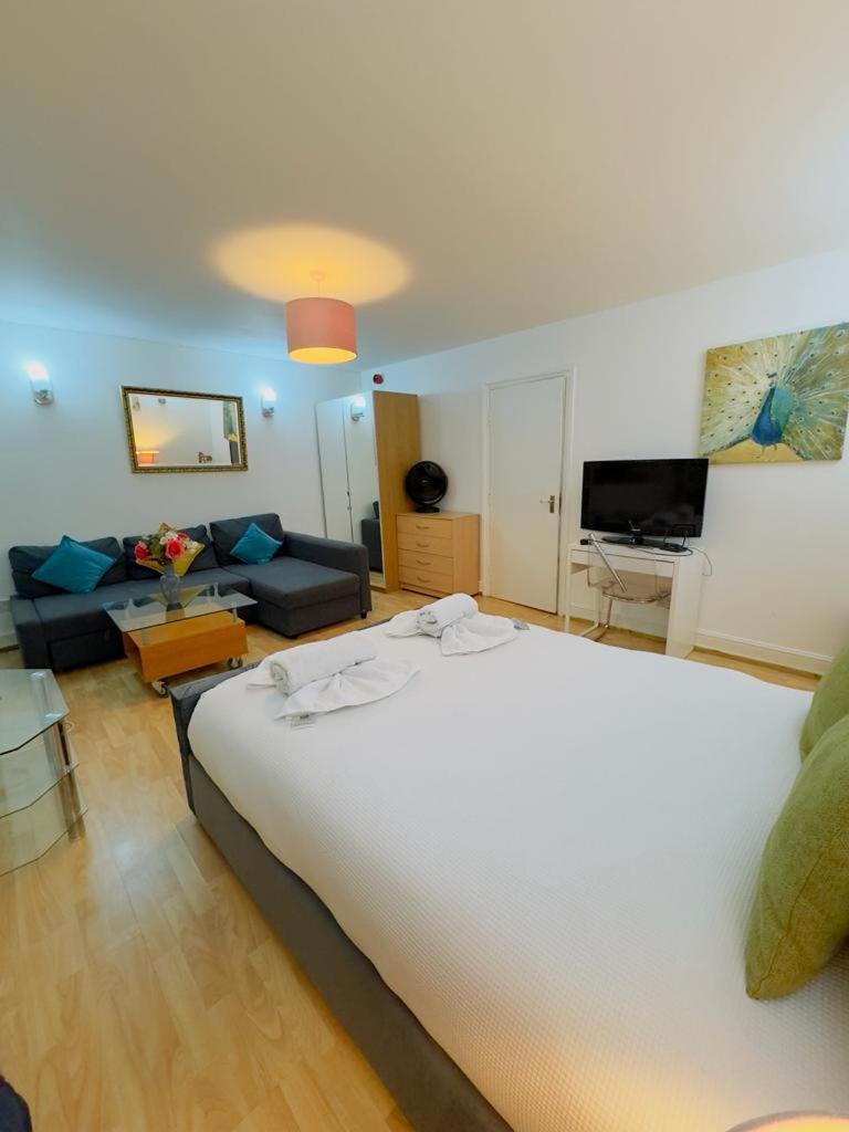 Bright Budget Studio Apartment In Central London Exterior photo